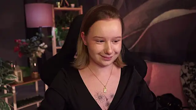 AdeleLoomis online show from 11-09-25, 02:21