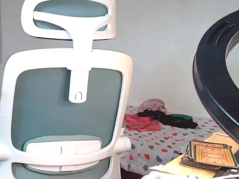 Sassa 69 online show from 09-30-25, 02:44