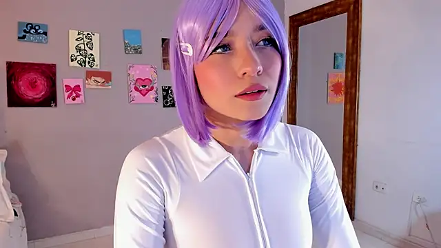 Snapshot of Maia_W10 chatting on 08-06-26, 12:40 Maia W10 online show from 08-06-26, 12:40
