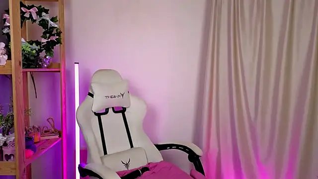 MelissaLovvv online show from 09-17-25, 05:20