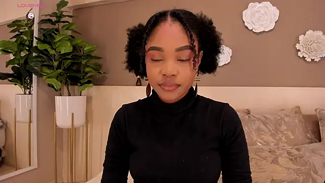 AriaFoster online show from 11-11-25, 04:12