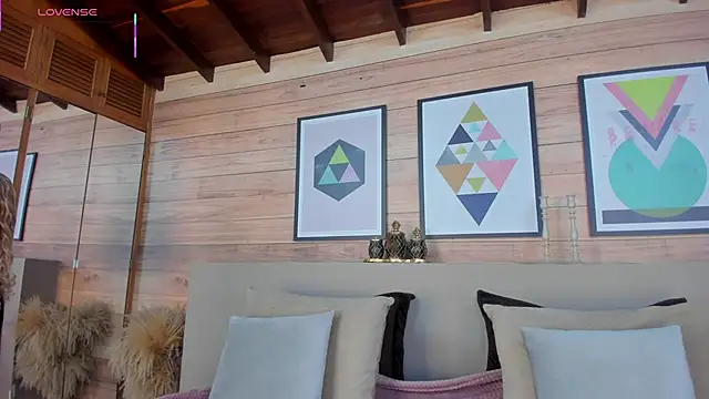 Snapshot of AriaFoster chatting on 03-13-26, 04:08 AriaFoster online show from 03-13-26, 04:08