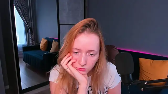 OddlyFamiliar online show from 12-19-24, 10:13
