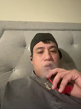 Snapshot of Richyyyybouyyy chatting on 05-19-26, 12:11 Richyyyybouyyy online show from 05-19-26, 12:11