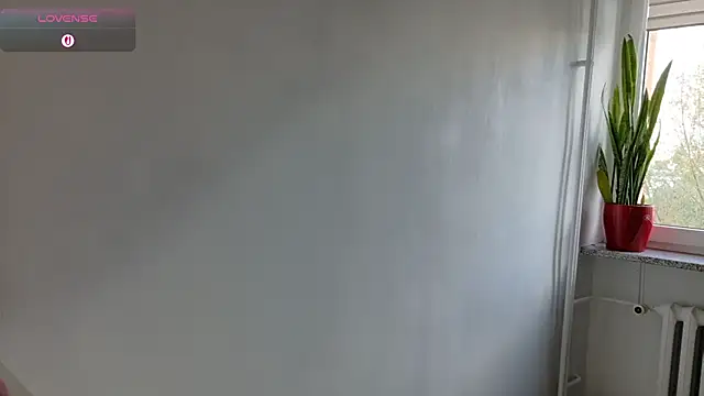 kotekxx000 online show from 09-09-25, 12:48