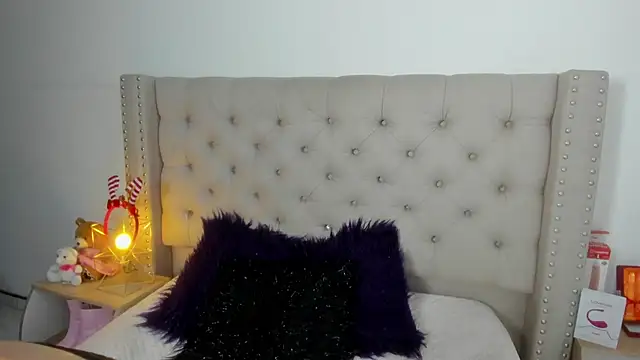 AngeleRoux online show from 12-30-24, 01:15