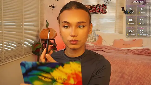 lexicoyy  online show from 10-31-25, 05:41