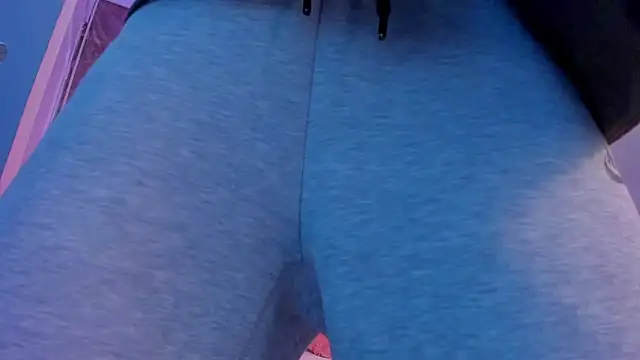 Snapshot of megan_100 chatting on 01-05-25, 07:28 megan 100 online show from 01-05-25, 07:28