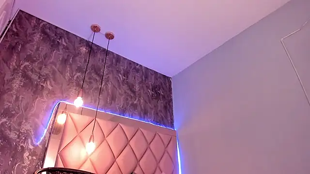 Snapshot of megan_100 chatting on 01-09-25, 07:08 megan 100 online show from 01-09-25, 07:08