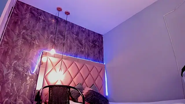 Snapshot of megan_100 chatting on 01-18-25, 06:53 megan 100 online show from 01-18-25, 06:53