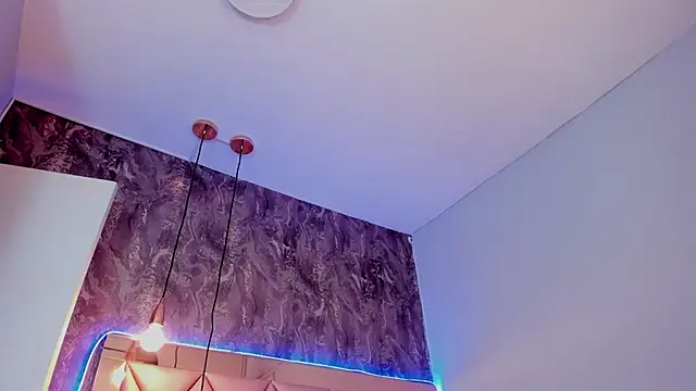 Snapshot of megan_100 chatting on 03-12-25, 12:53 megan 100 online show from 03-12-25, 12:53