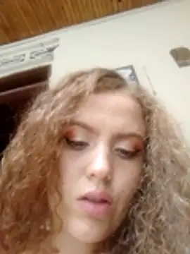 Snapshot of Mia_fooxx_ chatting on 11-07-25, 08:31 Mia fooxx online show from 11-07-25, 08:31