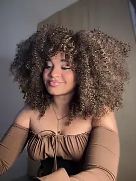 Lucy wilson5 online show from 03-06-25, 04:41