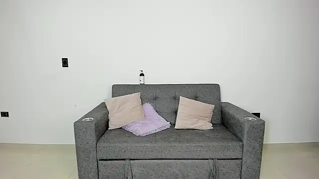thepretty girlss online show from 09-20-25, 12:44