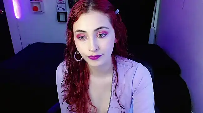 Snapshot of Eternal_Garden chatting on 12-24-24, 11:55 Eternal Garden online show from 12-24-24, 11:55