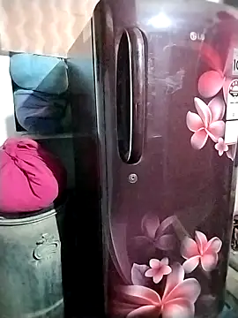 Snapshot of bhabhilover8 chatting on 02-08-25, 05:50 bhabhilover8 online show from 02-08-25, 05:50
