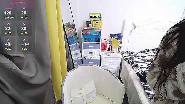 CN-Doudou online show from 12-23-24, 02:02