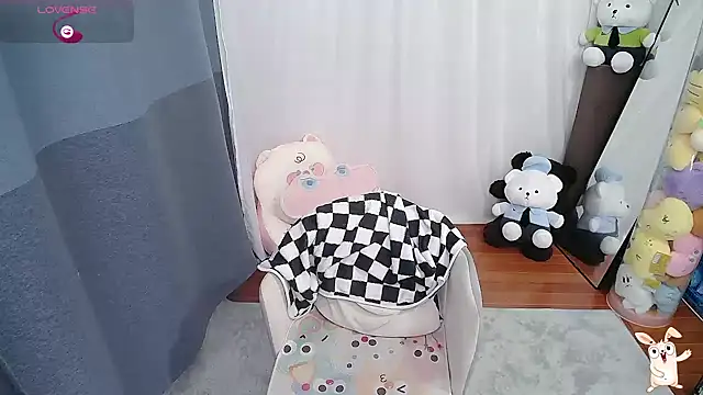 CN-Doudou online show from 10-21-25, 02:34