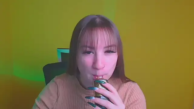 Evelina GG online show from 12-17-24, 09:28