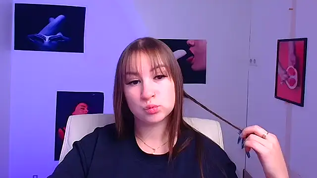Evelina GG online show from 12-24-24, 06:33