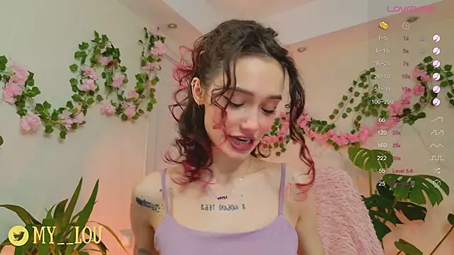 Snapshot of MyLou_ chatting on 02-10-25, 03:21 MyLou online show from 02-10-25, 03:21