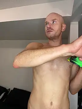 Snapshot of slam_bro chatting on 10-30-25, 04:41 slam bro online show from 10-30-25, 04:41