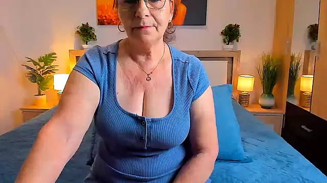 sweetangell69  online show from 05-11-26, 02:06