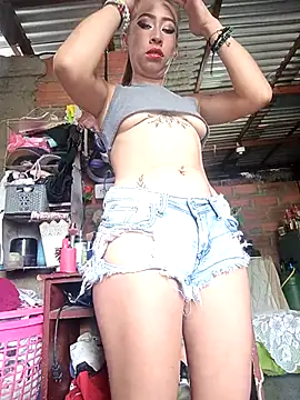 samy-blonde online show from 06-17-26, 02:18