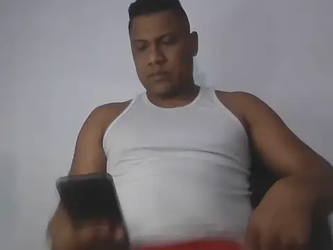 Snapshot of latinblack01 chatting on 10-21-25, 01:56 latinblack01 online show from 10-21-25, 01:56