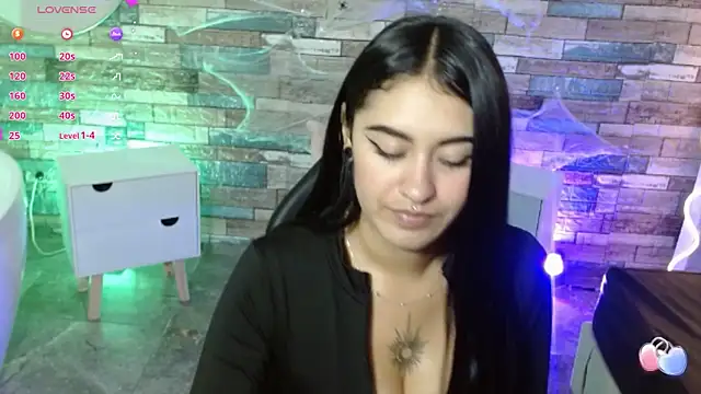 Moonshine tay online show from 10-20-25, 07:36