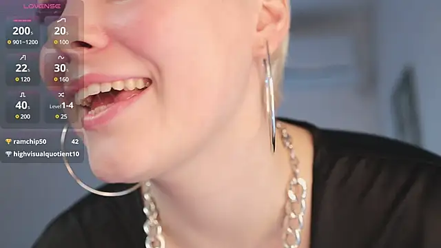 LikaBerry1 online show from 02-05-25, 10:12