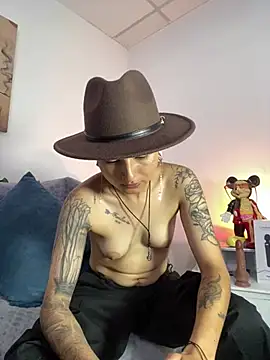 ZuryRamirez  online show from 02-02-25, 07:14