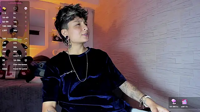 ZuryRamirez  online show from 09-21-25, 08:43