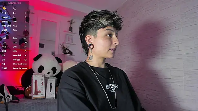 ZuryRamirez  online show from 09-22-25, 08:11