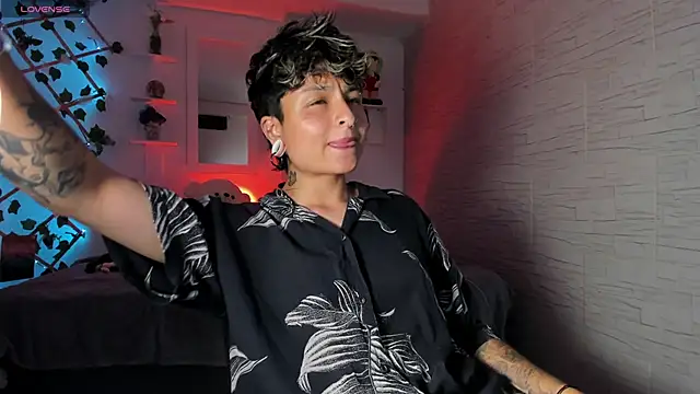 ZuryRamirez  online show from 10-03-25, 08:28