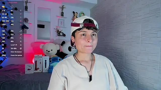 ZuryRamirez  online show from 10-05-25, 09:02