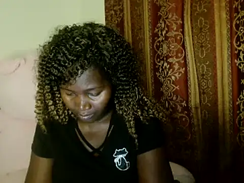 Sexxy prity25 online show from 03-22-25, 06:58