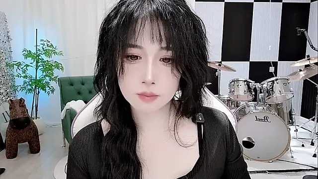 Vaness-a online show from 09-08-25, 04:06