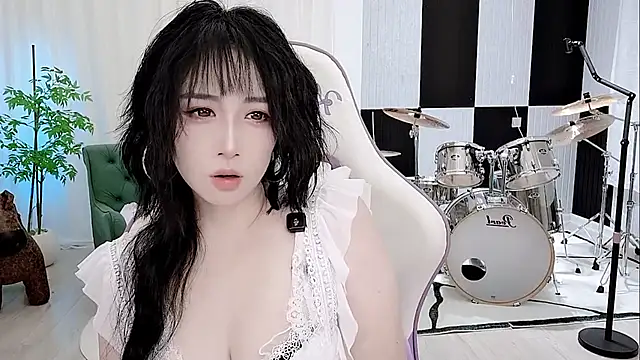 Vaness-a online show from 09-10-25, 04:07