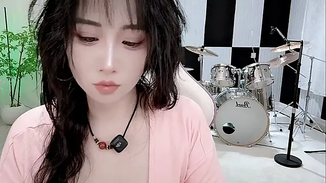 Vaness-a online show from 10-08-25, 02:58