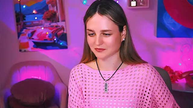 DeboraLarson online show from 12-13-24, 04:05