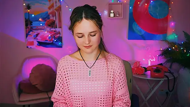 DeboraLarson online show from 12-15-24, 07:53