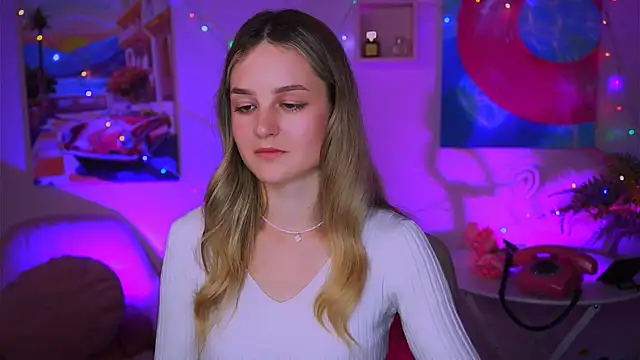 DeboraLarson online show from 12-25-24, 07:14