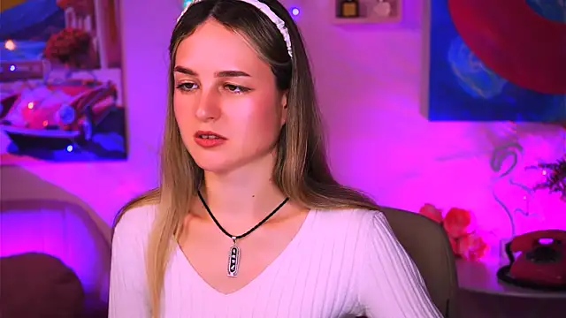 DeboraLarson online show from 01-10-25, 02:55