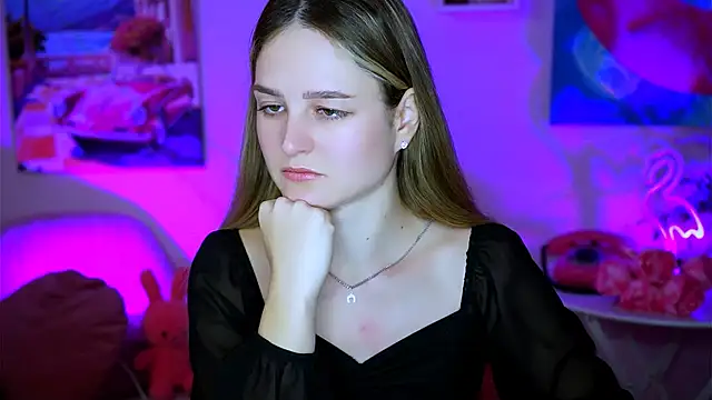 DeboraLarson online show from 02-11-25, 03:29