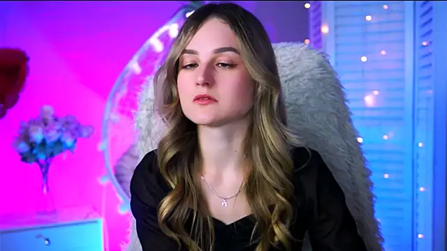 DeboraLarson online show from 03-01-25, 04:22