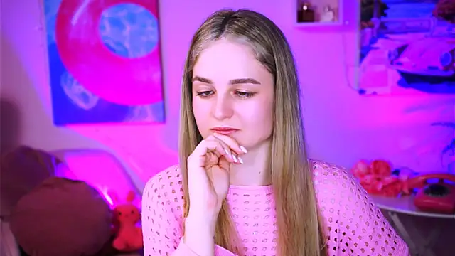 DeboraLarson online show from 03-05-25, 07:38