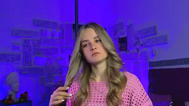 DeboraLarson online show from 03-13-25, 07:17