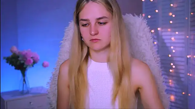 DeboraLarson online show from 10-03-25, 07:05