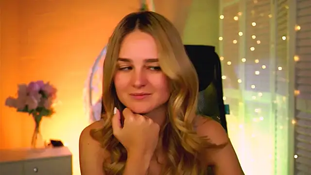 DeboraLarson online show from 04-30-26, 03:02